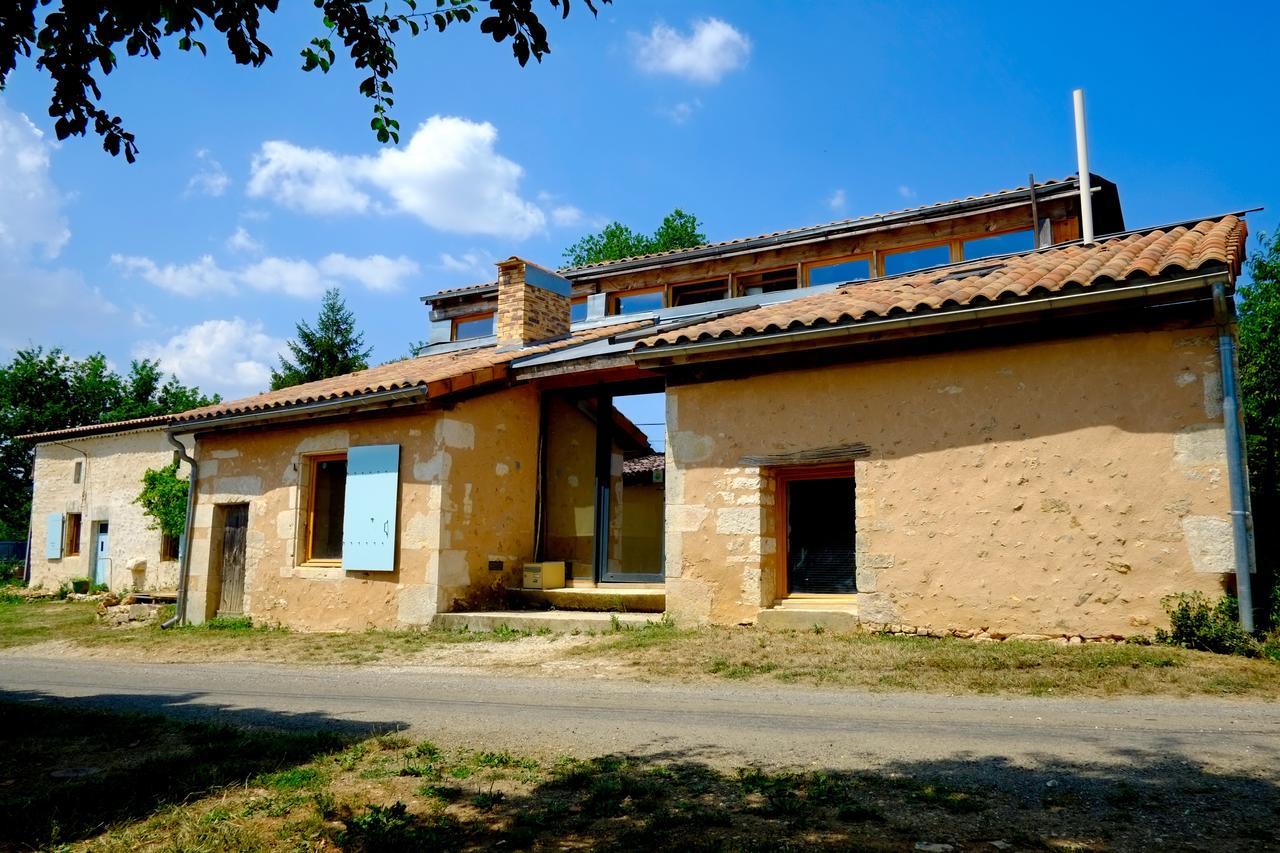 Chambres Des Forges Cellefrouin Zewnętrze zdjęcie
